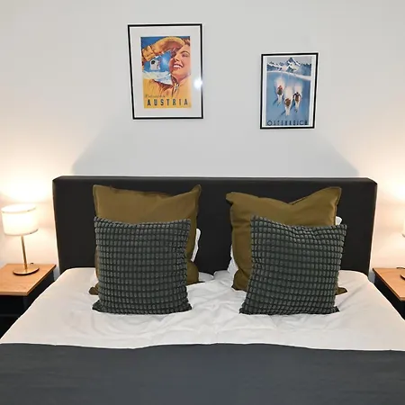 Richi S Kitz Blick 21 * كابرون