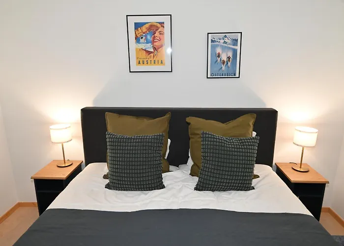 Richi S Kitz Blick 21 * Kaprun